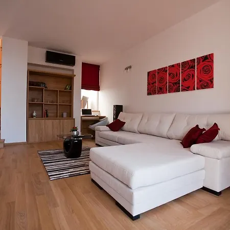 Deluxe Žrnovnica